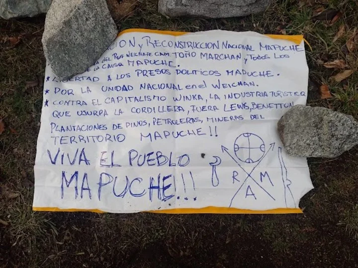 Violencia en la Patagonia  Violento ataque de la RAM mapuche cerca de El Bolsón: rociaron con combustible a un hombre y lo prendieron fuego