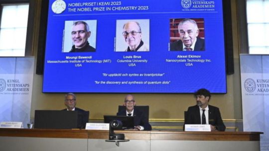 El Nobel premió innovaciones en la teoría cuántica