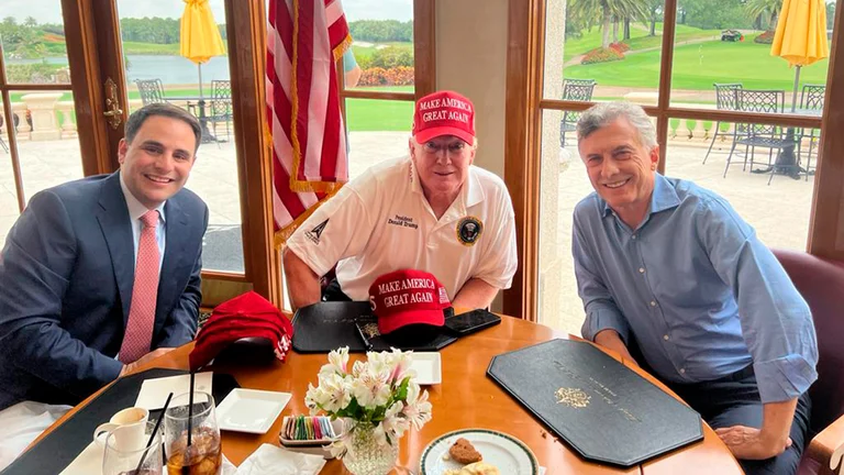 Donald Trump y Mauricio Macri se reunieron en la residencia de Palm Beach del ex presidente de Estados Unidos