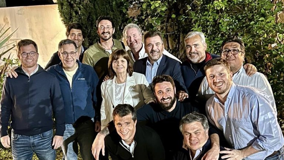 Enojado porque Larreta le sacó a varios dirigentes, Ritondo se acercó a Bullrich