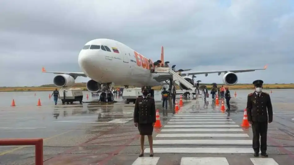 Otro avión venezolano-iraní habría estado en Argentina cuatro veces, entre abril y mayo