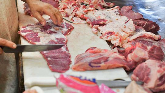 Crece el consumo de carne, y también el precio del asado