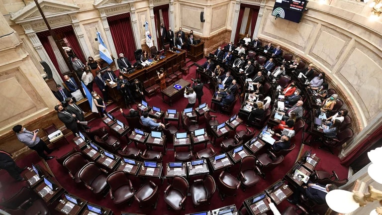 El oficialismo consiguió quórum en el Senado para tratar el proyecto de ampliación de la Corte