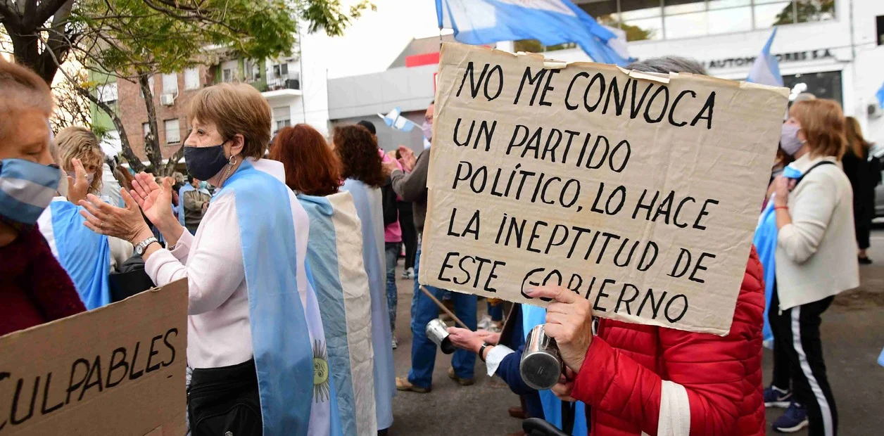 Una nueva encuesta midió a los políticos con peor imagen en cada provincia: hubo cuatro muy elegidos